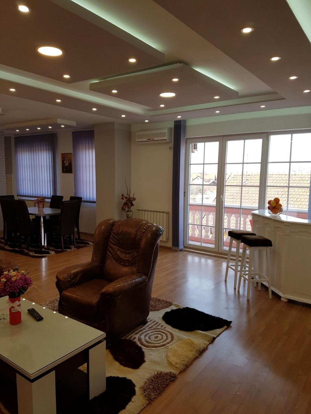 Aleksandar, Bn Centar Apartment Bijeljina
